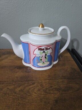 Vntg. 1988 Franklin Mint White "Ceylon Tea" teapot- Great Tea Merchants.  NWOB